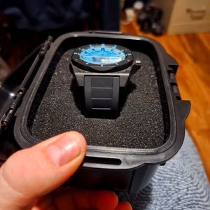 Technotempo Forged Carbon